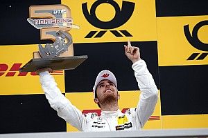 Emotionale Szene: Juncadella widmet Podium seinem verstorbenen Freund