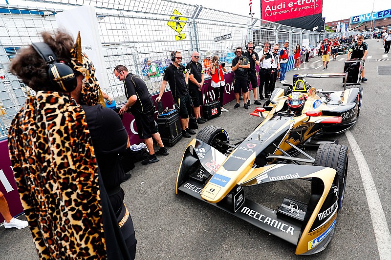 Как Techeetah одолела гигантов Формулы Е, а теперь собирается стать одним из них