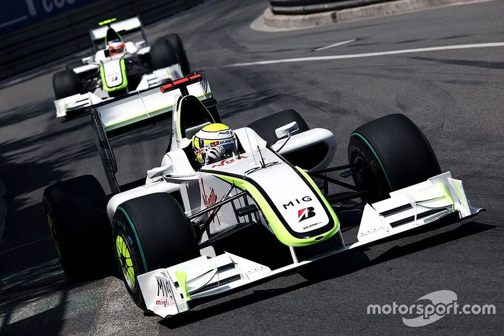 Button nagy győzelme és eltévedése Monacóban: hol vagy, Jenson? (videó)