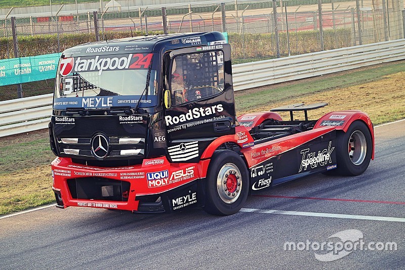 FIA ETRC: Dobogóval és kizárással kezdte a szezont Kiss Norbert