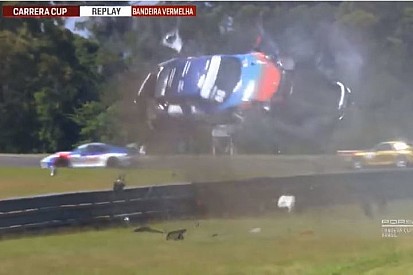 Video: Megaklapper in Porsche Carrera Cup Brazilië
