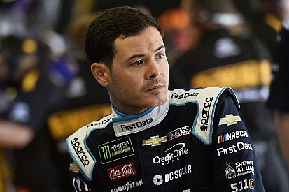 Kyle Larson leads pre-qualifying practice at Las Vegas