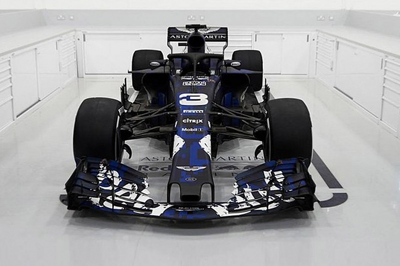 Formel 1 2018: Red Bull zeigt RB14 für Verstappen und Ricciardo