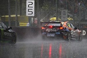 Drivers describe Adelaide monsoon conditions