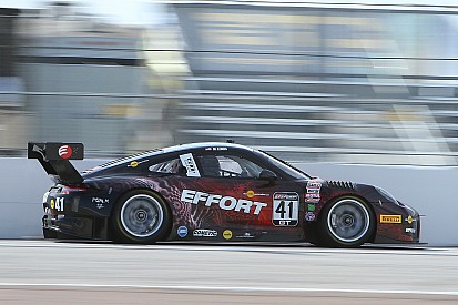 Lewis goes flag to flag for maiden GT win at St Petersburg