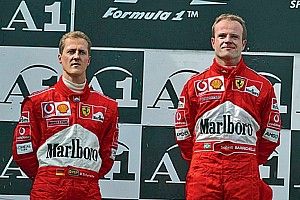 Cléber Machado revela bastidores de narração icônica entre Rubinho e Schumacher, que completa 20 anos
