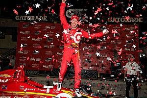 Dixon conquers on IndyCar’s return to Phoenix
