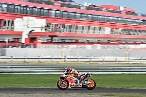 Pembalap MotoGP dipaksa pakai kompon ban hard saat latihan