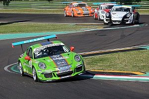 Mattia Drudi imprendibile nella prima gara di Imola della Carrera Cup Italia