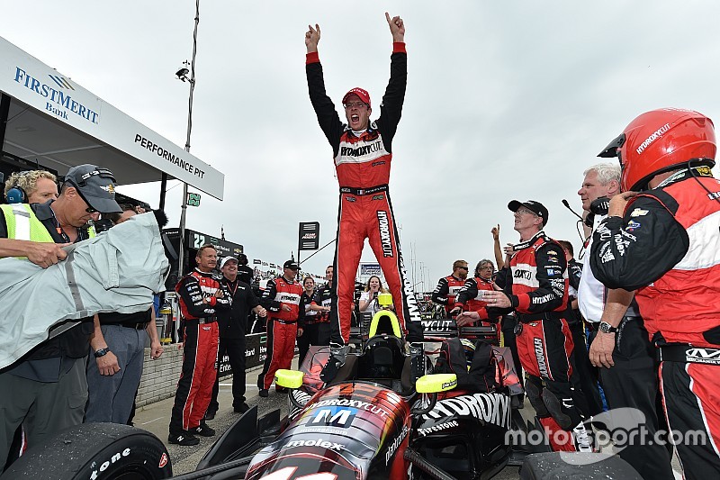Detroit IndyCar: Stratejiler konuştu, Bourdais kazandı
