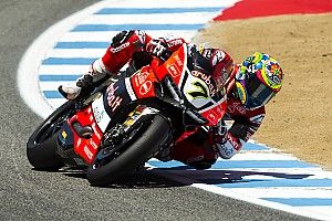Tough Race 1 for the Aruba.it Racing - Ducati team in Laguna Seca