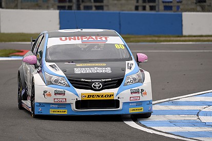 Brands Hatch BTCC: Ingram heads opening practice despite stopping