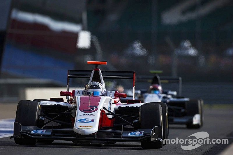 Silverstone GP3: Albon leads dominant ART 1-2 in feature race