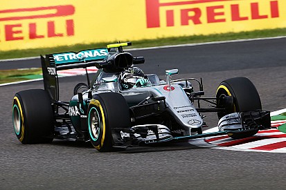 Japanese GP: Mercedes duo lead Raikkonen in FP2