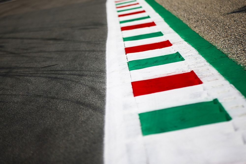 Monza kerbs