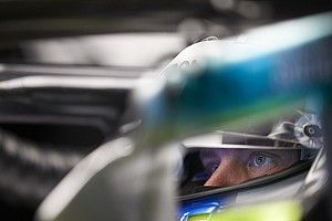 A Mercedes visszaállt a régi tükrökre a Spanyol Nagydíjon