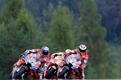 Lorenzo: “Me reservé mucho al principio, algo que no había hecho nunca”