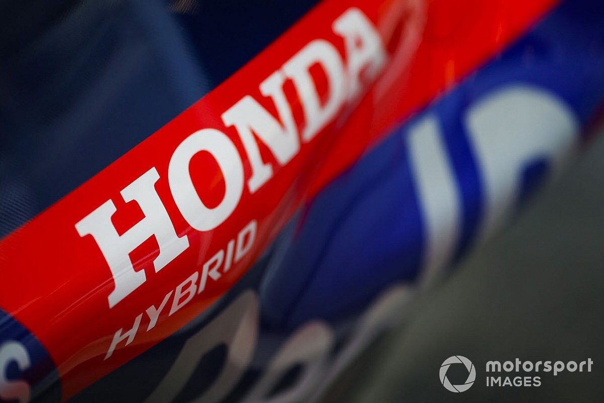 Marko: "Nel 2019 Red Bull è consapevole che non finirà la stagione con soli 3 motori"