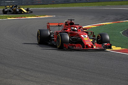 Vettel supera Verstappen e lidera TL1 na Bélgica