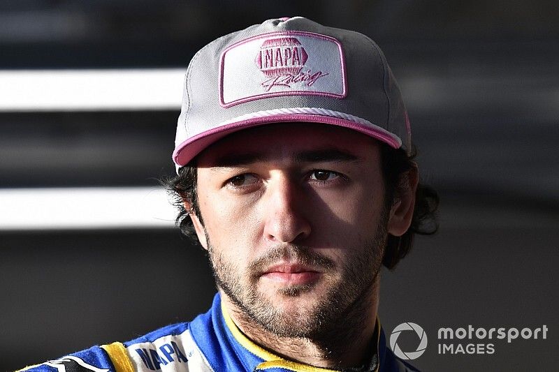 Elliott escapes elimination in "total team effort" at Kansas
