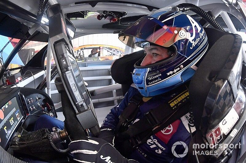 Truex snags Stage 2 win from Larson with last-lap pass