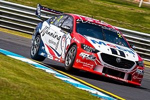 Sandown 500: Pye tops warm-up