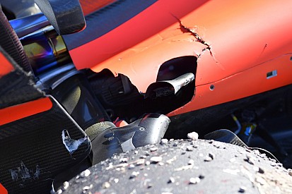 Photos - La suspension cassée de la Ferrari de Vettel à Austin