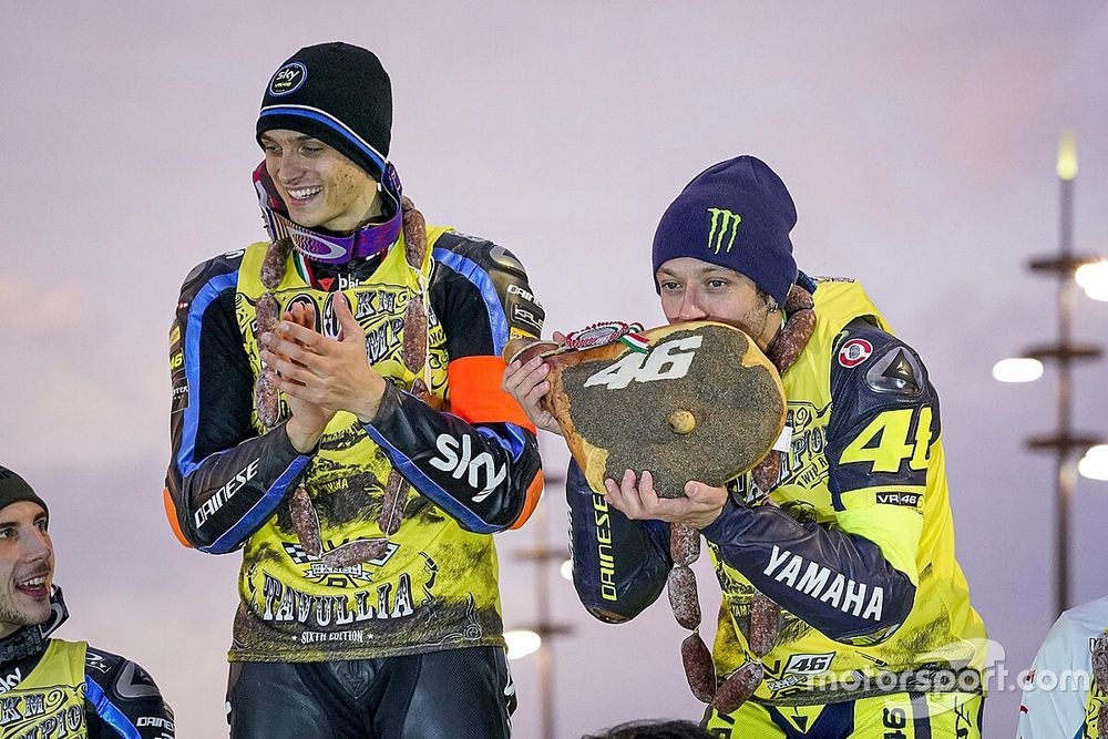 Marini: "Espero que Rossi siga, el Mundial será extraño sin él"