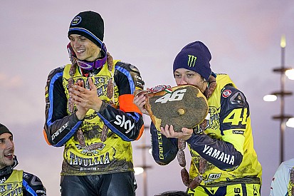 Marini: "Espero que Rossi siga, el Mundial será extraño sin él"