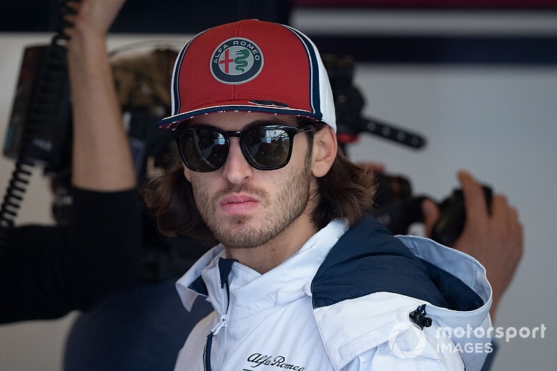 Hivatalos: marad a Räikkönen-Giovinazzi páros 2020-ra