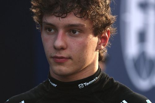 F1 - Marko critica pressão que Mercedes colocou sobre Antonelli: "Precisa de tempo para se recuperar"