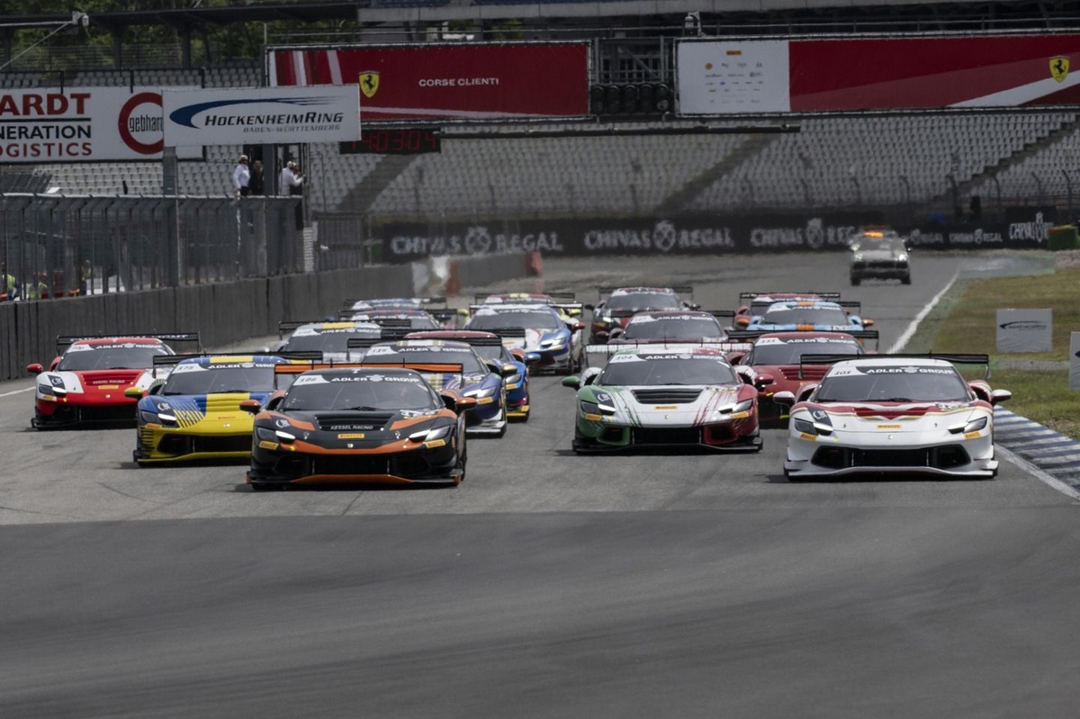 Ferrari Challenge | Hockenheim: Hirsiger e Manuela Gostner vincono Gara 1