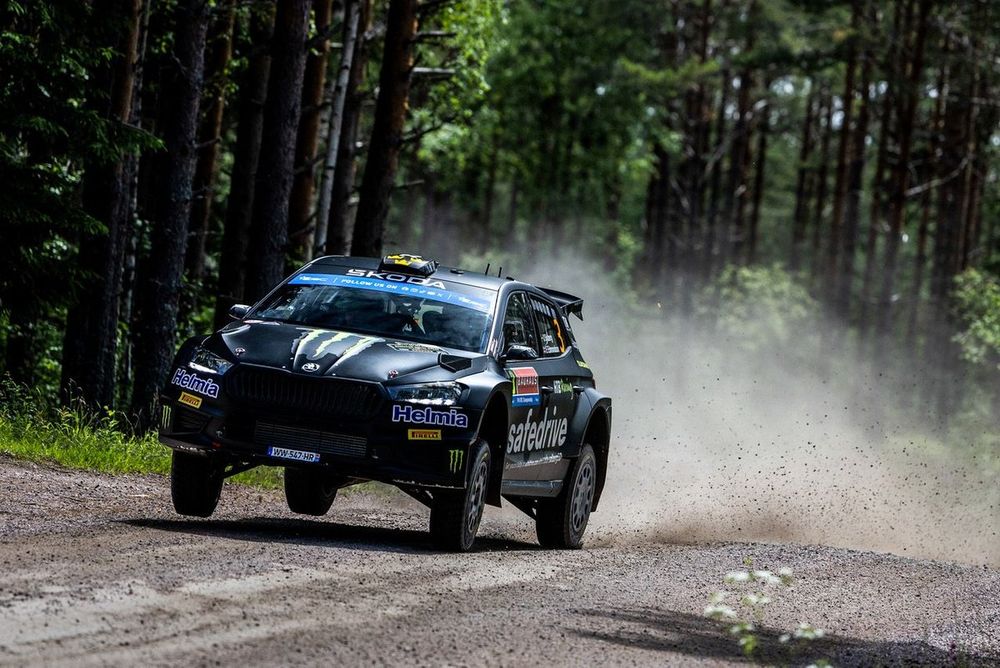 Oliver Solberg, Elliott Edmondson, Skoda Fabia RS Rally2