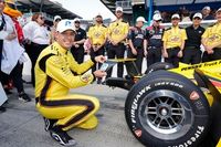 Indy 500: McLaughlin se llevó la pole de una forma "endiablada"