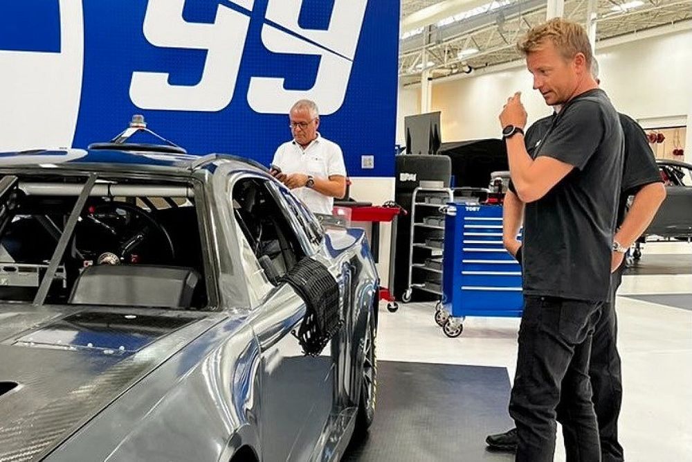 Raikkonen, NASCAR yarışının hazırlıklarına başladı