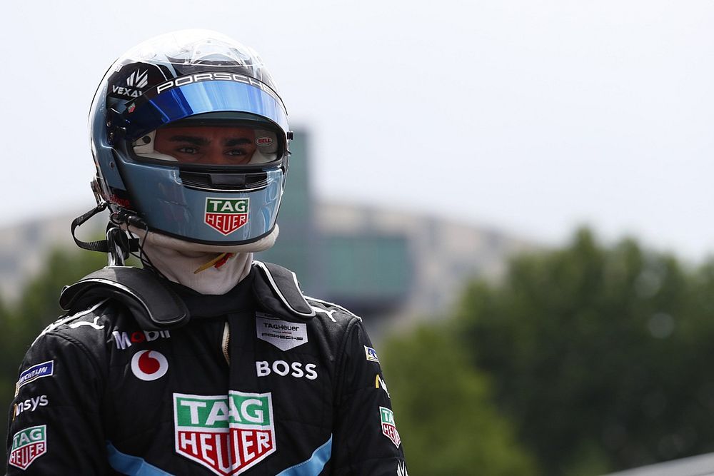 Wehrlein epey sinirli: "De Vries'in hareketleri şampiyona standartlarına uymuyor"