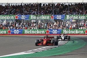 Leclerc: "Kardeşimi yarışırken gördüğümde daha çok strese giriyorum"