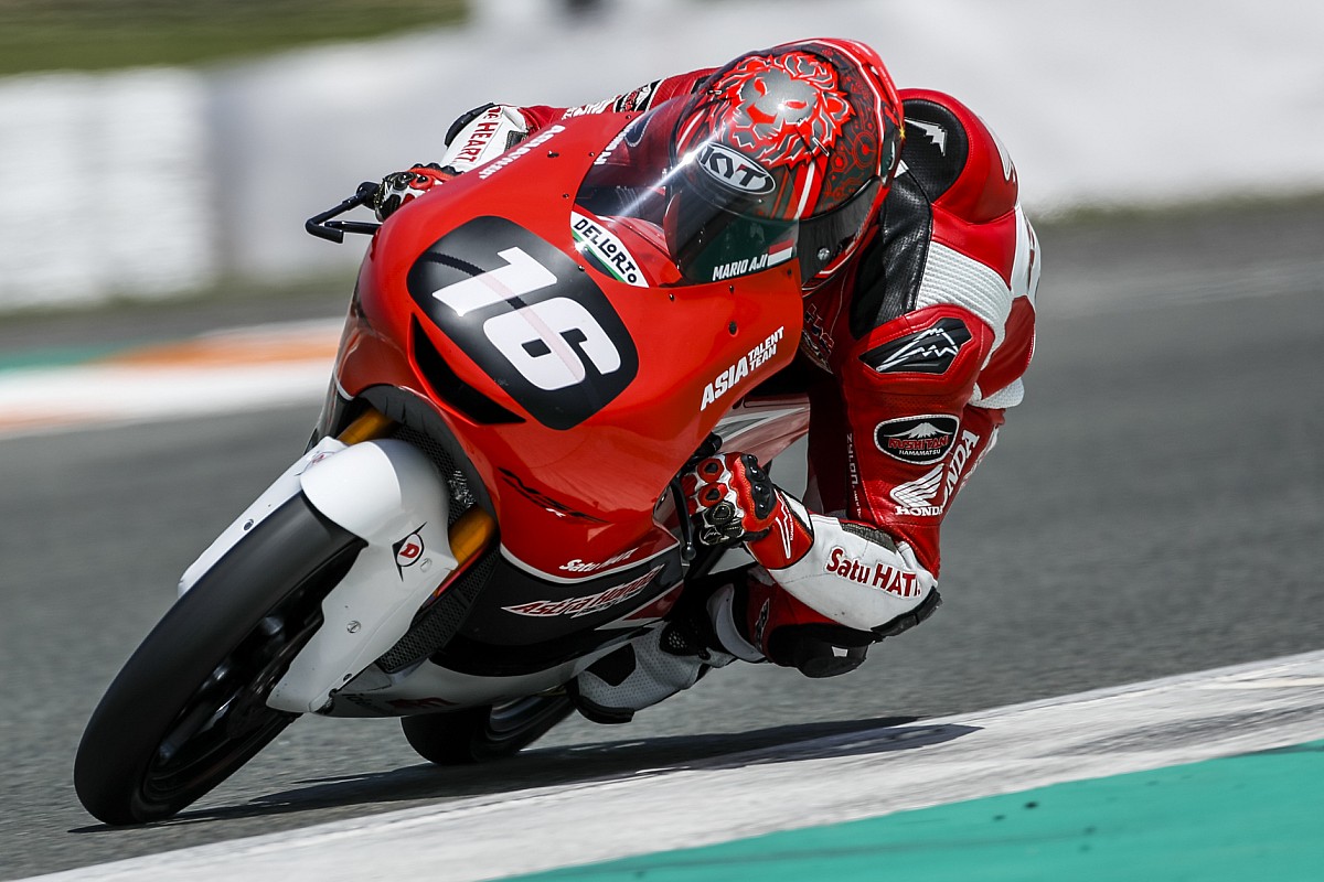 Hasil Race 1 CEV Moto3 Spanyol: Semangat Juang Tinggi, Mario Aji Finis Kedelapan