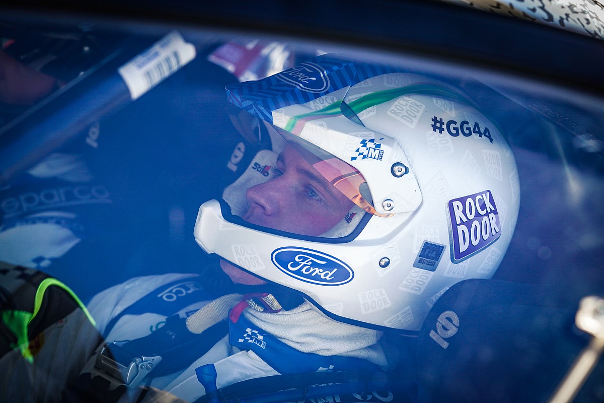 Greensmith Keluhkan Daya Tahan Ford Fiesta WRC