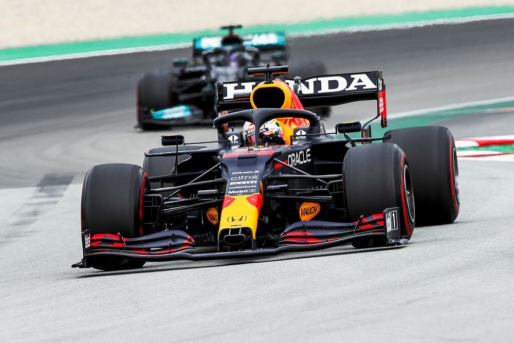 Max Verstappen, Red Bull Racing RB16B, Lewis Hamilton, Mercedes W12