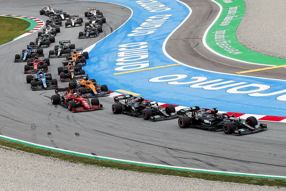 Leclerc explica su sensacional maniobra sobre Bottas en España