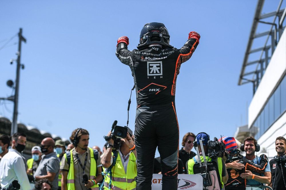 Euroformula Open Macaristan: Cem Bölükbaşı, serideki ilk yarışında galibiyete uzandı!