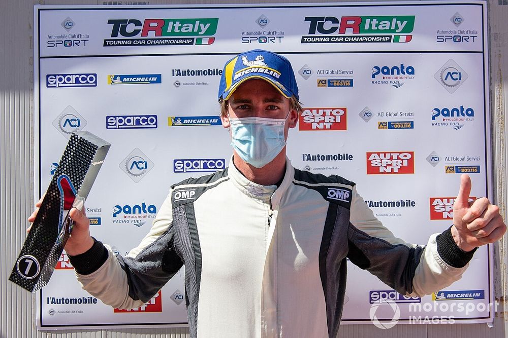 TCR Italy, Ceccon: "Successo emozionante, ora continuiamo così"