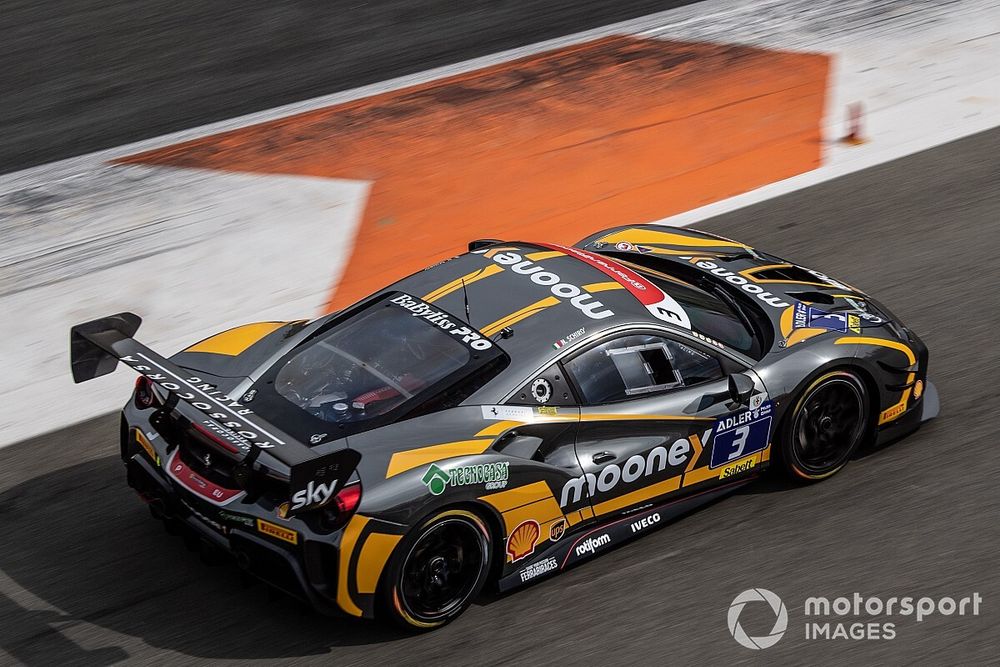 Ferrari Challenge: a Valencia festa bagnata per Schirò-Kirchmayr