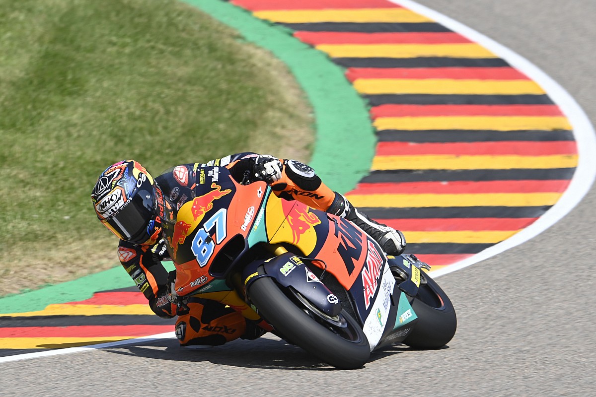 Moto2 Almanya: Gardner kazandı, Fernandez kaza yaptı