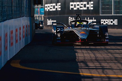 New York E-Prix: Rowland fastest in Saturday practice