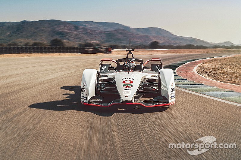 Női versenyzőt igazolt a Porsche a Formula E-ben