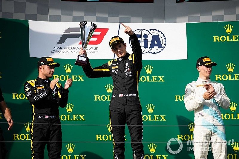 Podio: Christian Lundgaard, ART Grand Prix Max Fewtrell, ART Grand Prix y Jake Hughes, HWA RACELAB