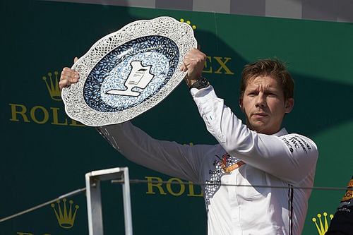 Lo stratega Mercedes Vowles correrà nell'Asia Le Mans Series
