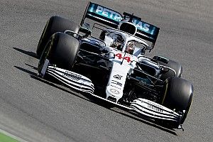 Em treino marcado por drama da Ferrari, Hamilton crava pole na Alemanha